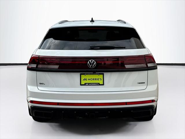 2026 Volkswagen Atlas Cross Sport SEL R-Line Black