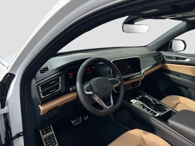 2026 Volkswagen Atlas Cross Sport SEL R-Line Black