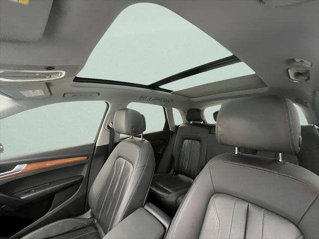 2022 Audi Q5 Premium 45 TFSI S line quattro S tronic