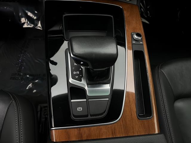 2022 Audi Q5 Premium 45 TFSI S line quattro S tronic