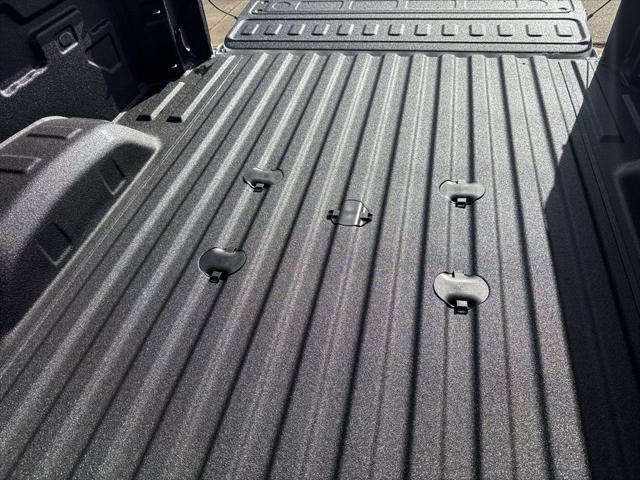 2026 GMC Sierra 2500HD Crew Cab, Standard Bed, Pro, 4WD