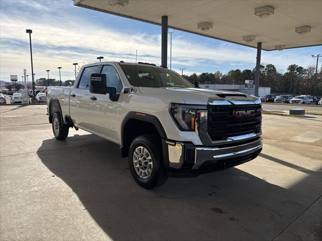 2026 GMC Sierra 2500HD Crew Cab, Standard Bed, Pro, 4WD