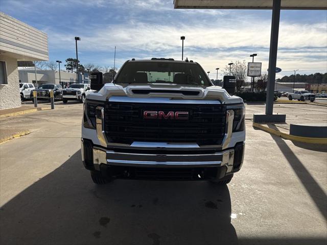 2026 GMC Sierra 2500HD Crew Cab, Standard Bed, Pro, 4WD