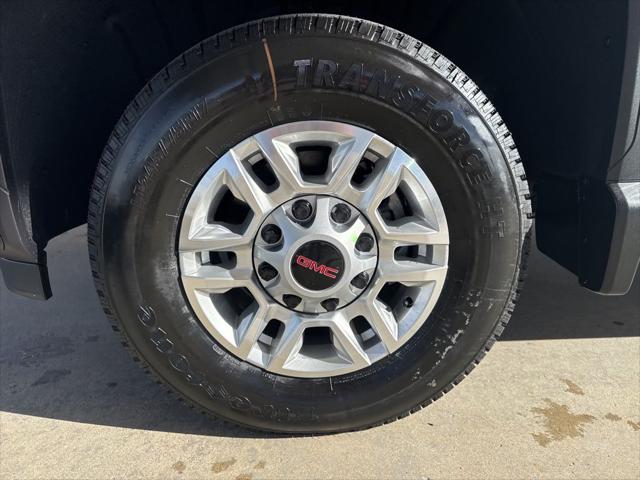 2026 GMC Sierra 2500HD Crew Cab, Standard Bed, Pro, 4WD