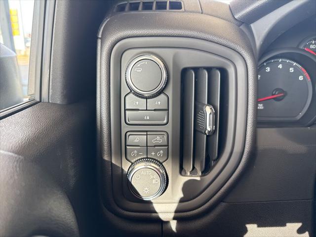 2026 GMC Sierra 2500HD Crew Cab, Standard Bed, Pro, 4WD