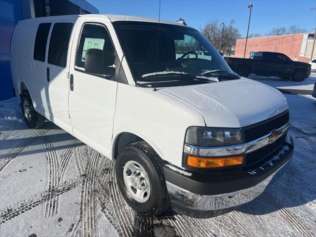 2025 Chevrolet Express Cargo Van RWD 2500 Extended Wheelbase WT