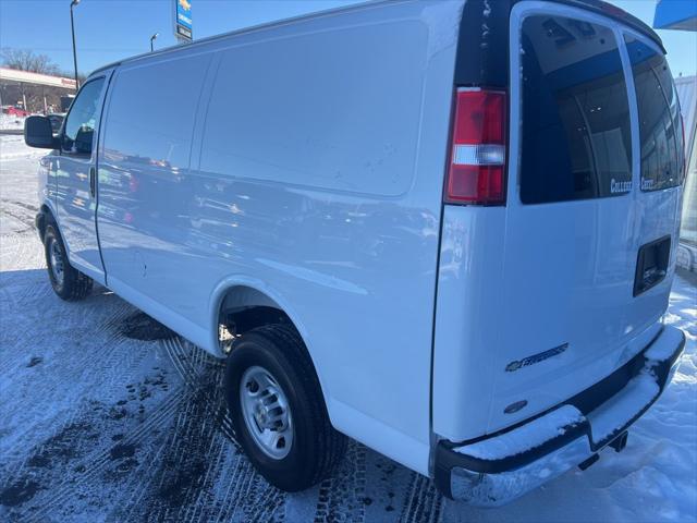 2025 Chevrolet Express Cargo Van RWD 2500 Extended Wheelbase WT