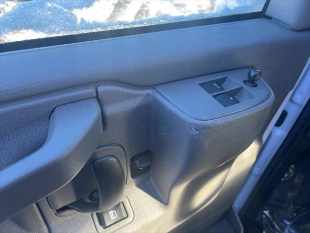 2025 Chevrolet Express Cargo Van RWD 2500 Extended Wheelbase WT