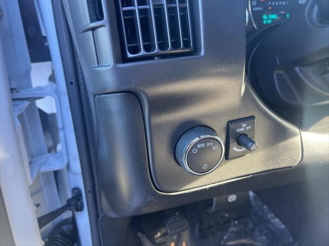 2025 Chevrolet Express Cargo Van RWD 2500 Extended Wheelbase WT
