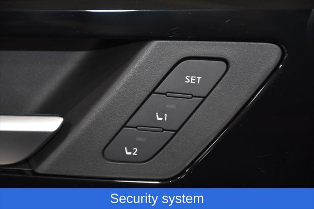 2025 Mitsubishi Outlander PHEV SEL S-AWC