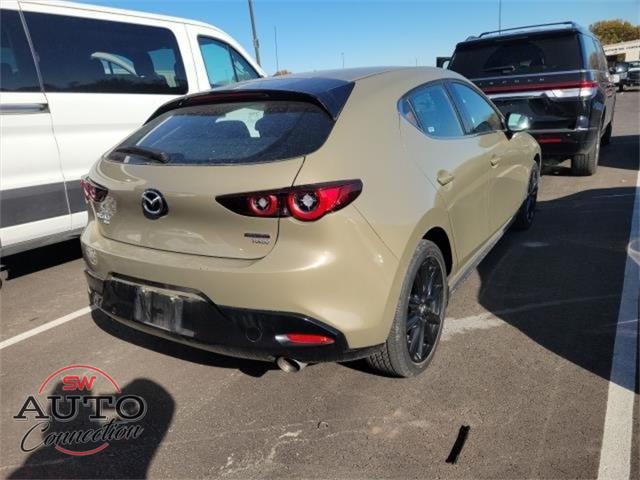 2024 Mazda Mazda3 2.5 Carbon Turbo
