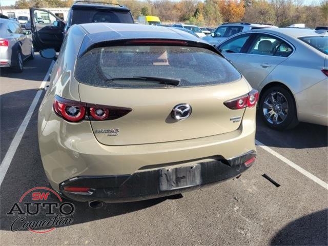 2024 Mazda Mazda3 2.5 Carbon Turbo
