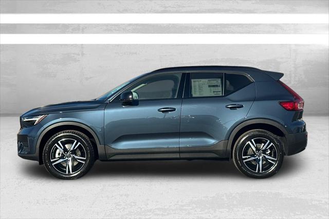 2026 Volvo XC40 B4 Core