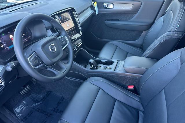 2026 Volvo XC40 B4 Core