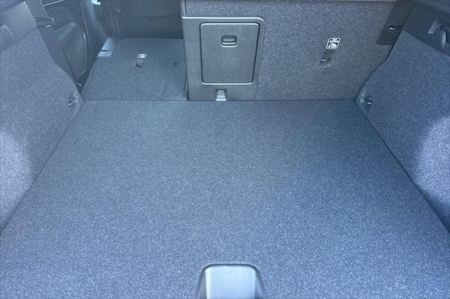 2026 Volvo XC40 B4 Core