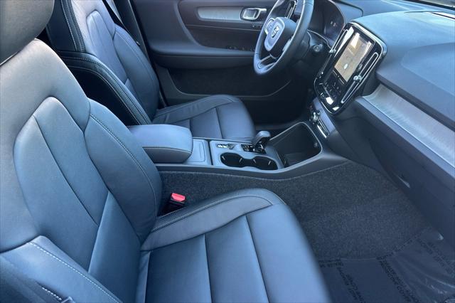 2026 Volvo XC40 B4 Core