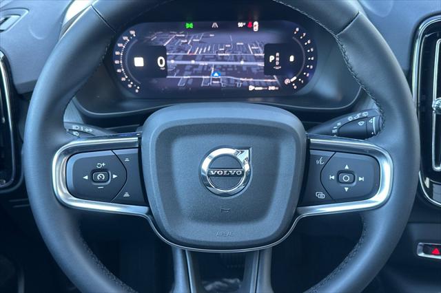 2026 Volvo XC40 B4 Core