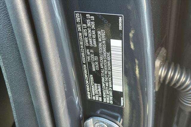 2026 Volvo XC40 B4 Core