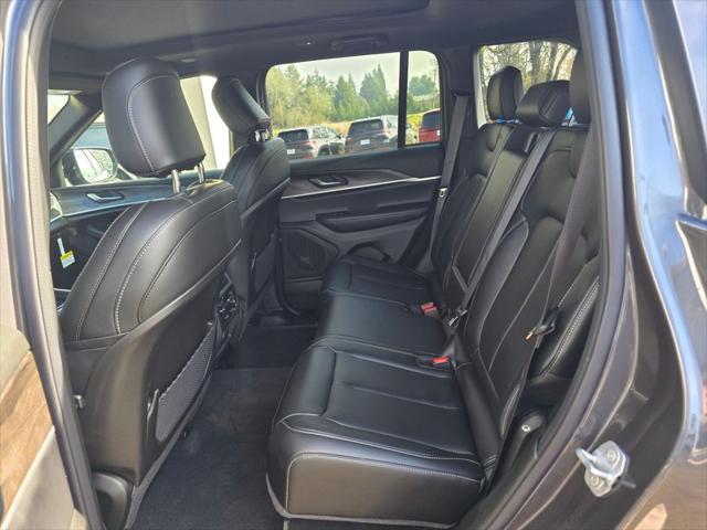 2025 Jeep Grand Cherokee Limited 4x4
