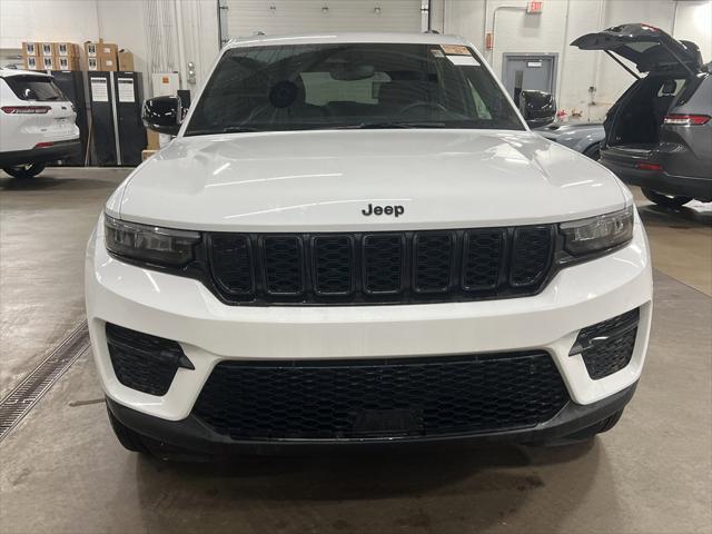 2024 Jeep Grand Cherokee Altitude X 4x4 2024 Jeep Grand Cherokee Altitude X 4x4