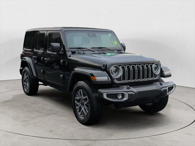 2025 Jeep Wrangler 4-Door Sahara 4x4