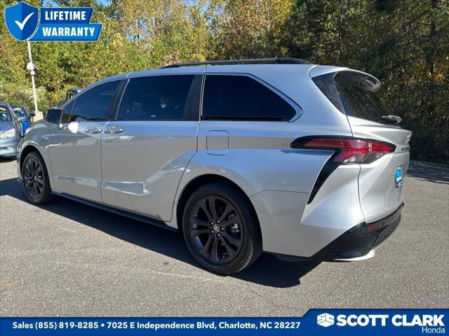 2022 Toyota Sienna XSE 2022 Toyota Sienna XSE