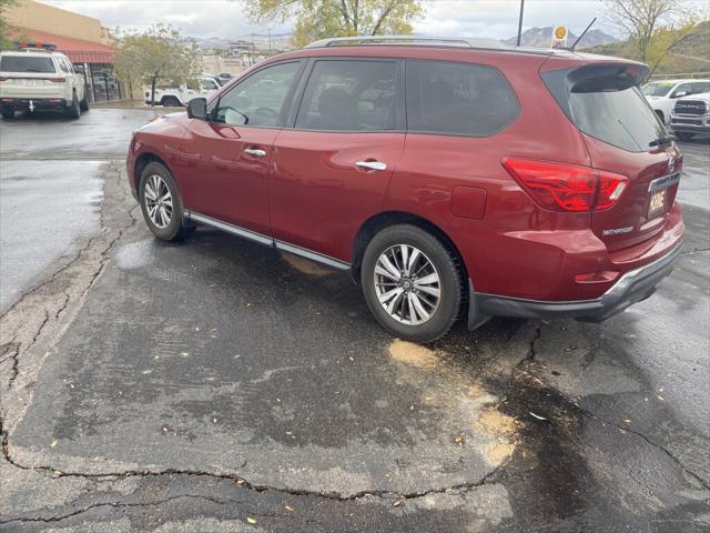 2018 Nissan Pathfinder SL 2018 Nissan Pathfinder SL