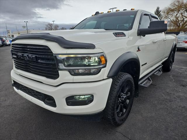2022 RAM 3500 Laramie Crew Cab 4x4 8 Box