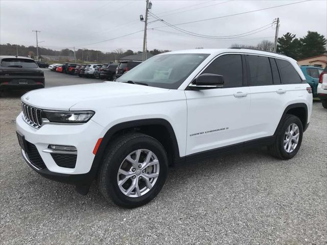 2022 Jeep Grand Cherokee Limited 4x4 2022 Jeep Grand Cherokee Limited 4x4