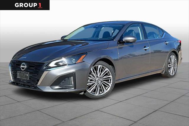 2023 Nissan Altima SL FWD