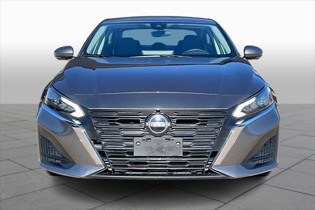 2023 Nissan Altima SL FWD