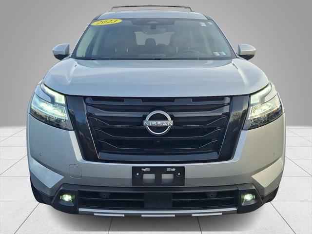 2023 Nissan Pathfinder SL 4WD