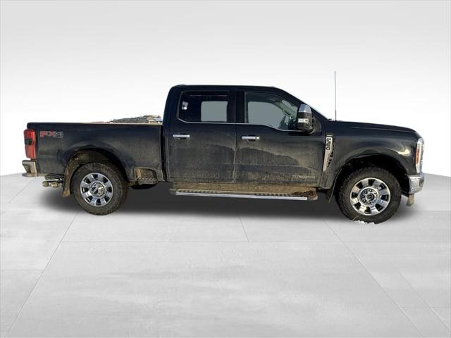 2023 Ford F-350 LARIAT