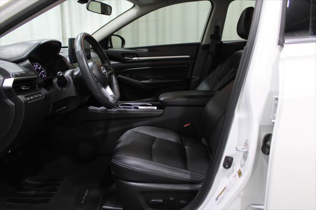 2025 Nissan Altima SL FWD