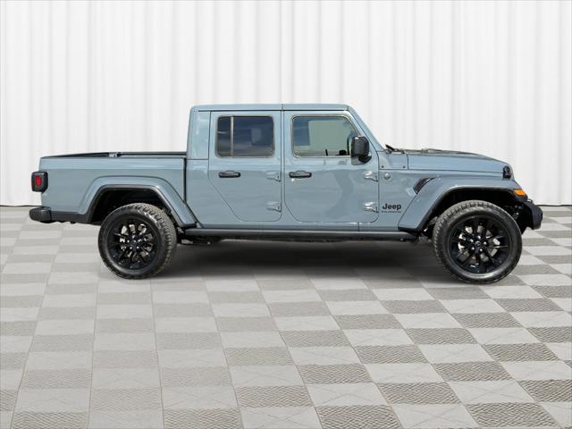 2025 Jeep Gladiator Nighthawk