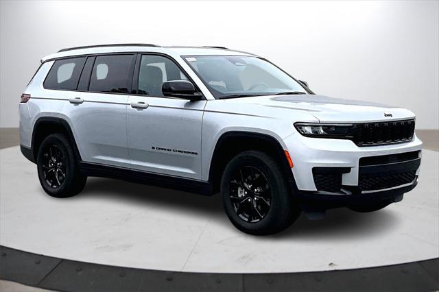 2024 Jeep Grand Cherokee L Altitude 4x4 2024 Jeep Grand Cherokee L Altitude 4x4