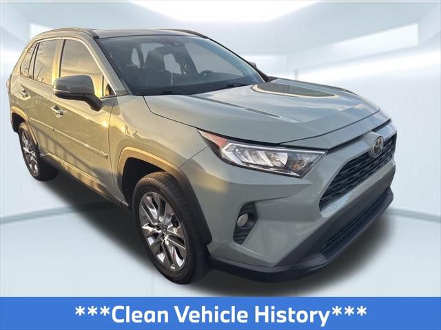 2020 Toyota RAV4 XLE Premium