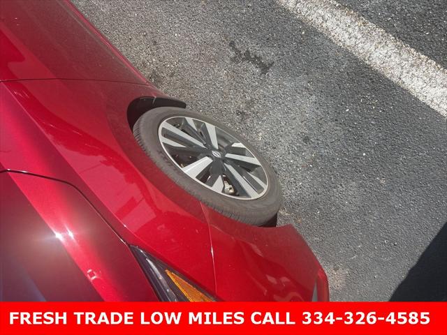 2021 Nissan Versa SR Xtronic CVT