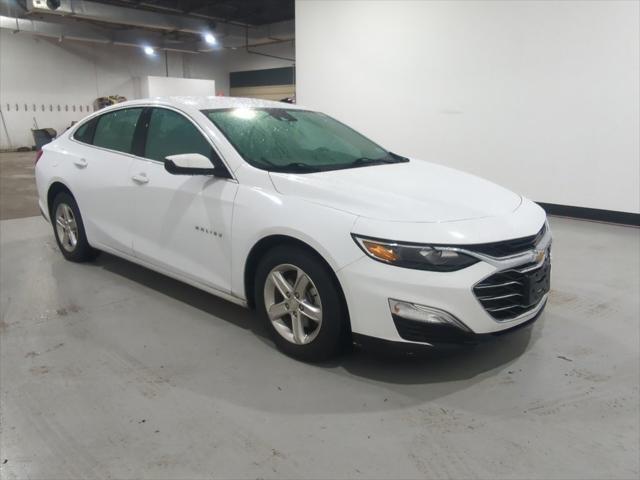 2022 Chevrolet Malibu FWD 1FL