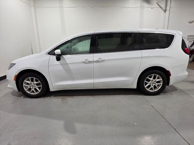 2022 Chrysler Voyager LX 2022 Chrysler Voyager LX