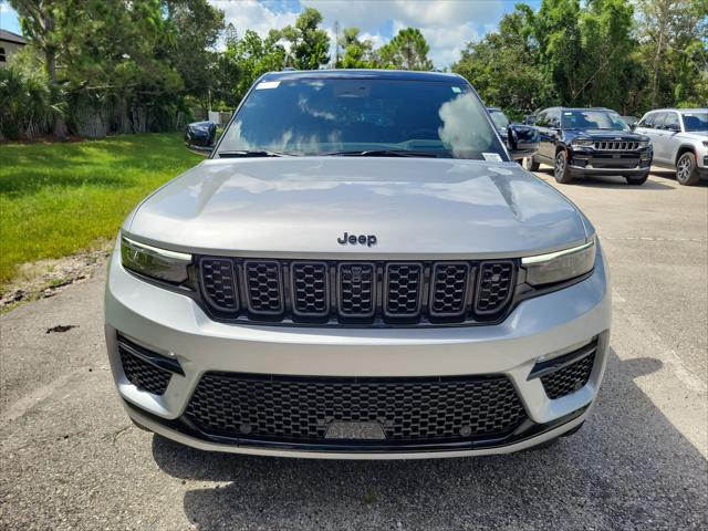 2025 Jeep Grand Cherokee GRAND CHEROKEE SUMMIT RESERVE 4X4