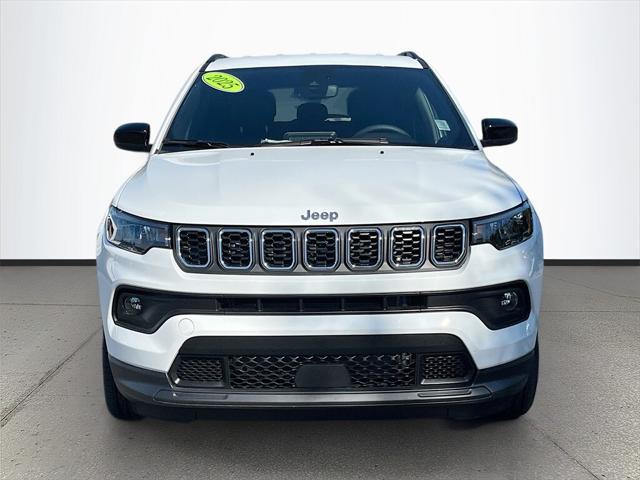 2025 Jeep Compass Latitude 4x4 2025 Jeep Compass Latitude 4x4