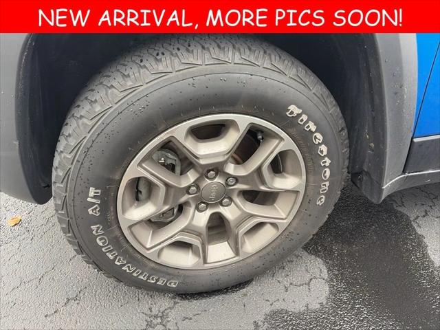 2022 Jeep Cherokee Trailhawk 4x4 2022 Jeep Cherokee Trailhawk 4x4