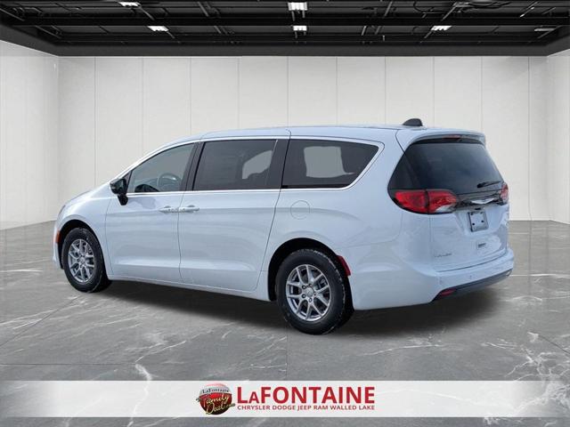 2026 Chrysler Voyager VOYAGER LX