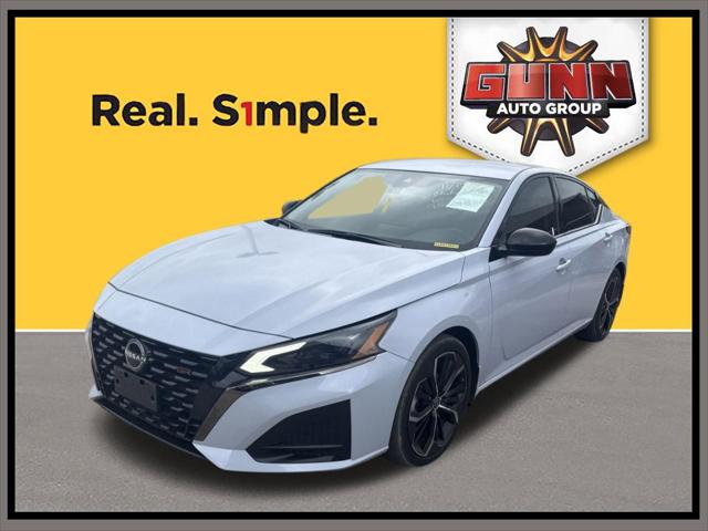 2023 Nissan Altima SR FWD