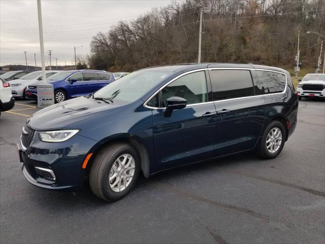 2024 Chrysler Pacifica Touring L 2024 Chrysler Pacifica Touring L