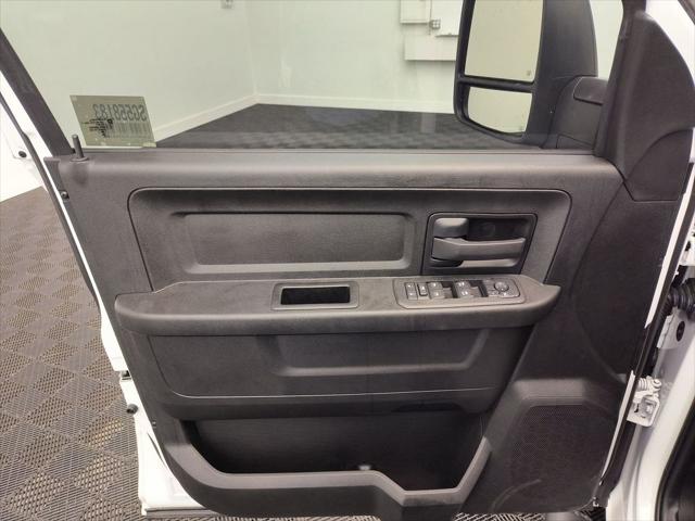 2025 Ram 2500 Tradesman Crew Cab 4x4 6'4" Box