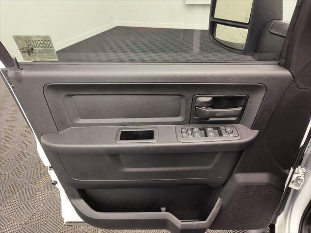 2025 Ram 2500 Tradesman Crew Cab 4x4 6'4" Box