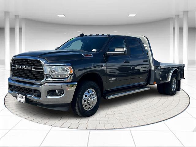 2022 RAM 3500 Big Horn Crew Cab 4x2 8 Box