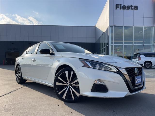 2022 Nissan Altima SR VC-Turbo FWD
